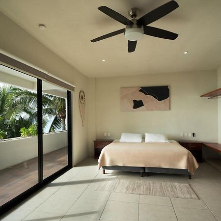 Cuxos Hotel Beachfront Isla Mujeres Kültér fotó